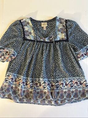 Knox Rose Navy and Light Blue Paisley-Trim Boho Peasant Blouse